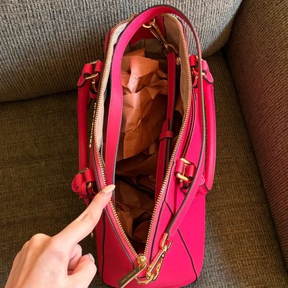 Michael Kors Large Ciara Satchel - Picture 6 of 6